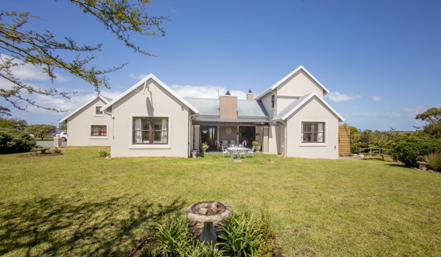 3 Bedroom Property for Sale in Kwelera Eastern Cape